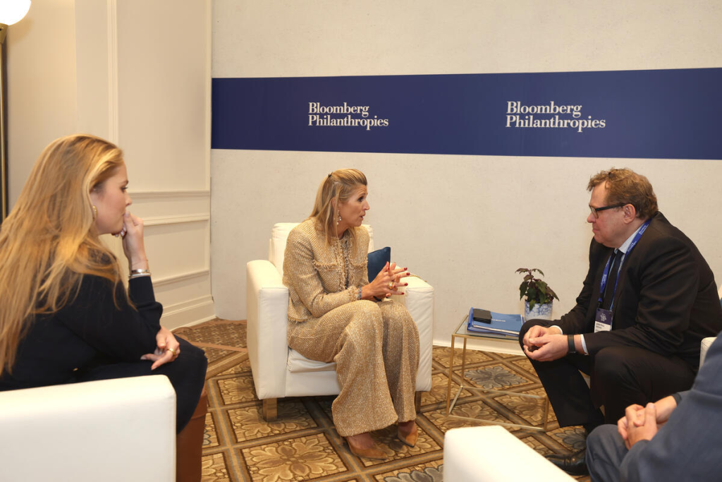 Jean-Paul Servais, de voorzitter van IOSCO en van de FSMA ontmoet HM Koningin Máxima Jean-Paul Servais, de voorzitter van IOSCO en van de FSMA ontmoet HM Koningin Máxima